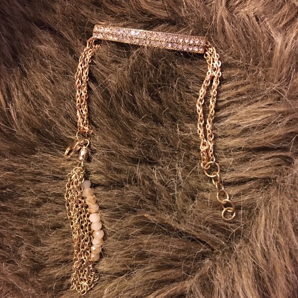 Gold tone rhinestone bar tassel chain bracelet - Picture 8 of 8